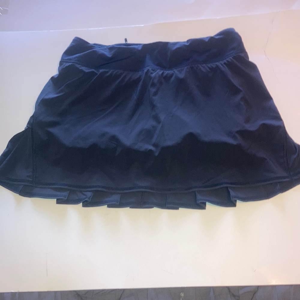 Lululemon tennis skirt. TS6-1